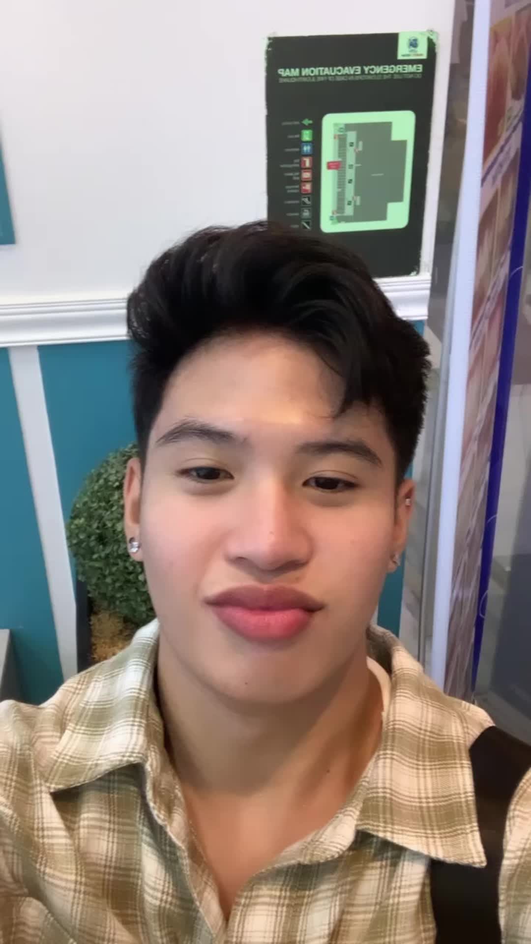 @chrispello_ on ig