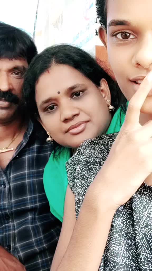 @aryahari