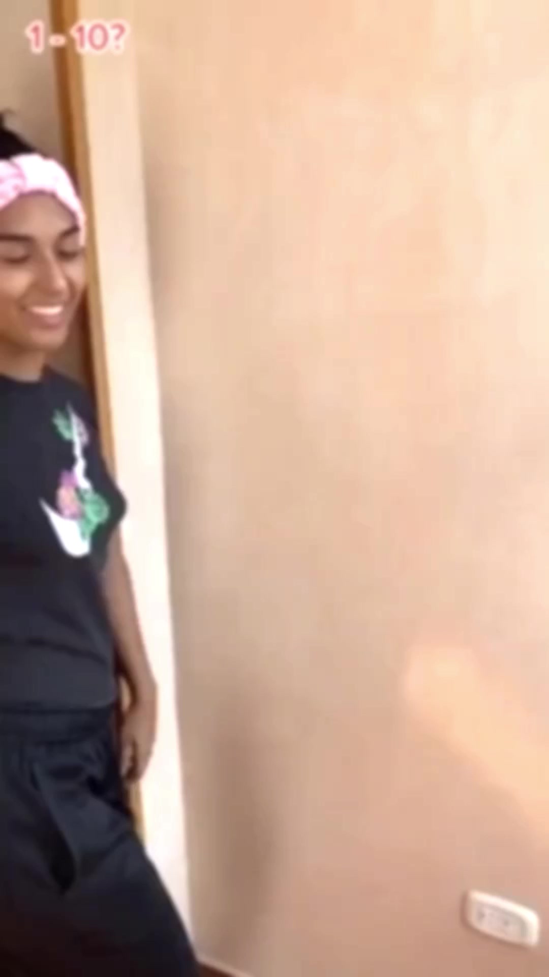 @laura