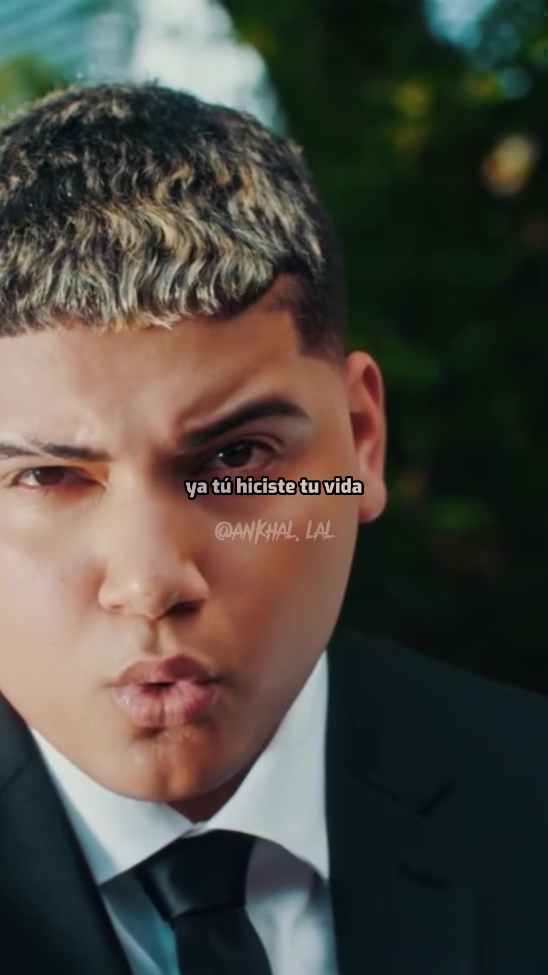 @La L