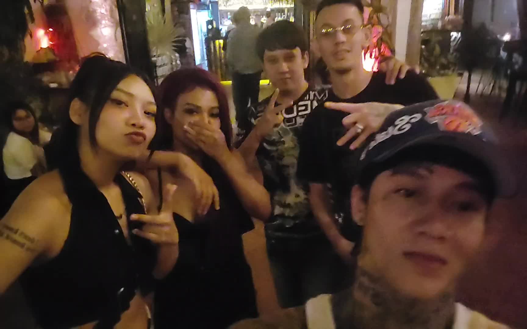 @Makbodian