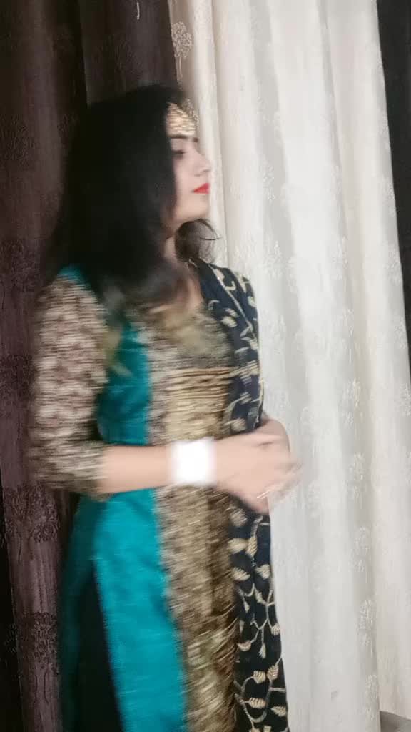 @tha_ official_Bushra