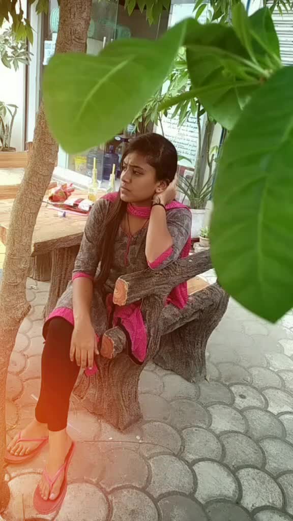 @Indhu👩⚕️