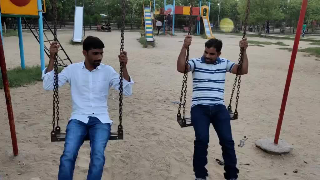 @NeeRaj MeeNa Punjlot