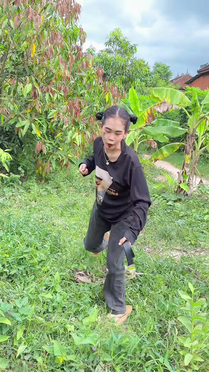 @๐ธ Mak Oun Lyka ๐ธ