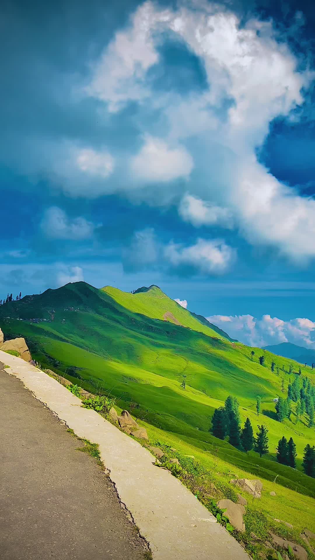 @Kashmir Valley ♥️