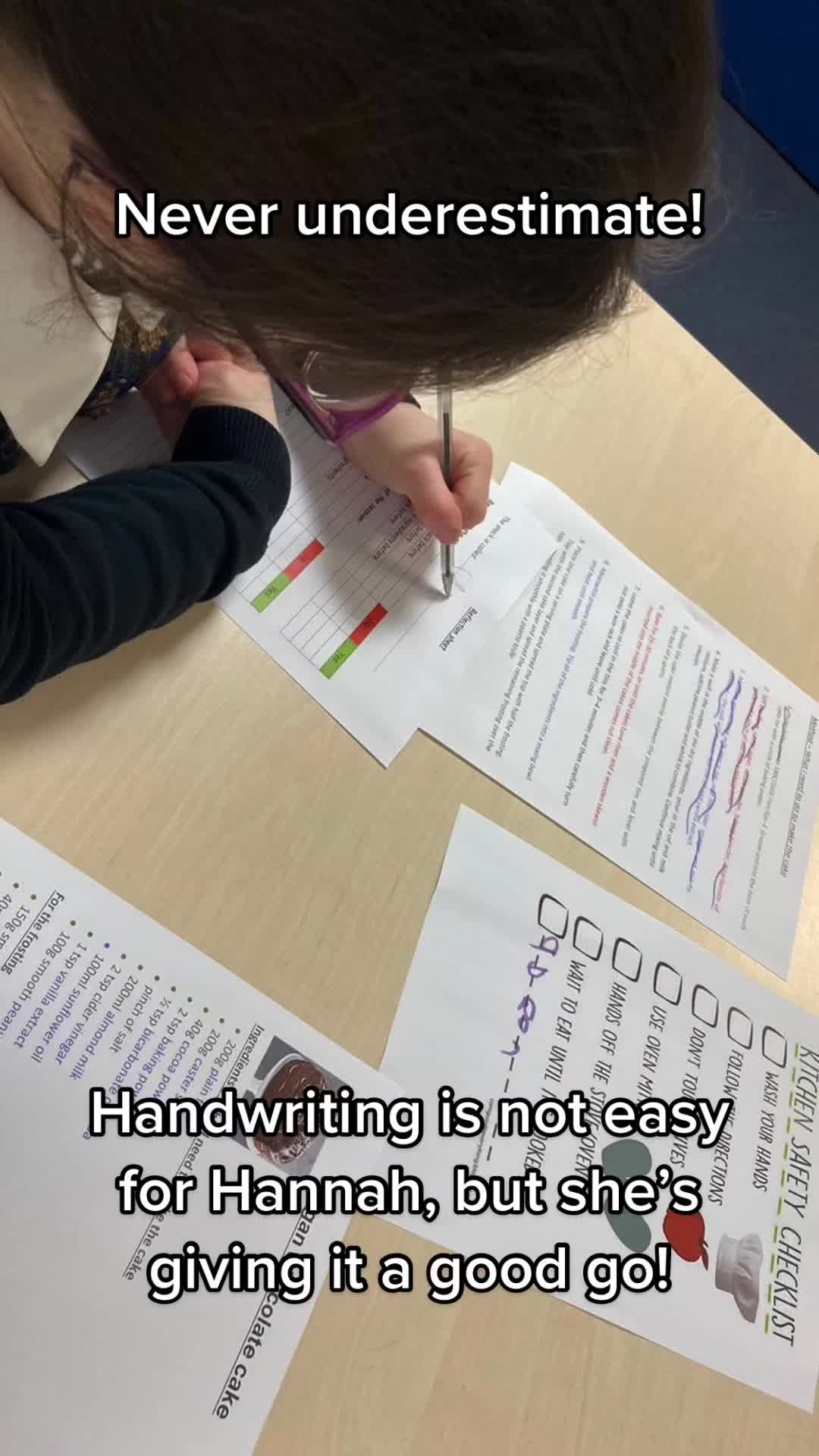 @HANNAHUGS