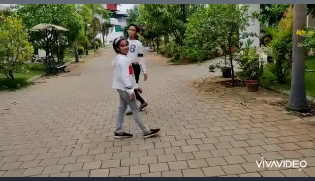 @23_cry_02๐