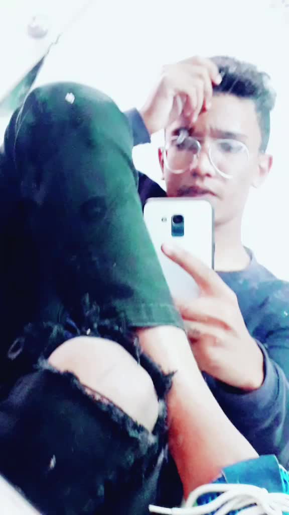 @😘