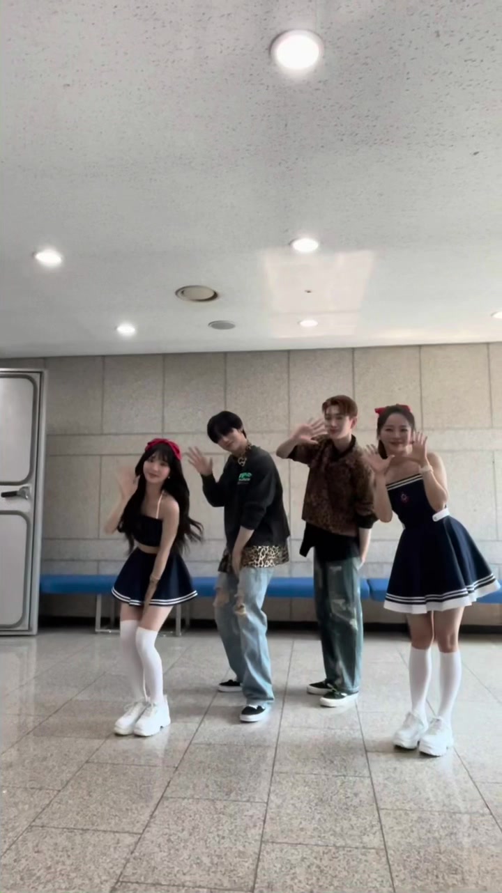 @loonatheworld