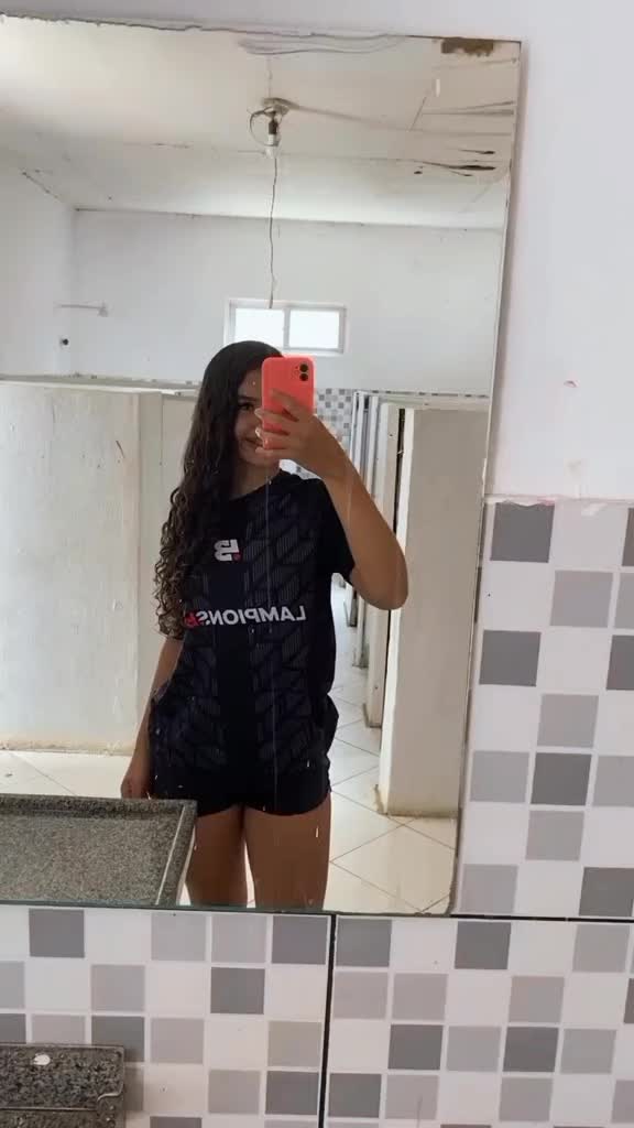 @Gabrielly Castro