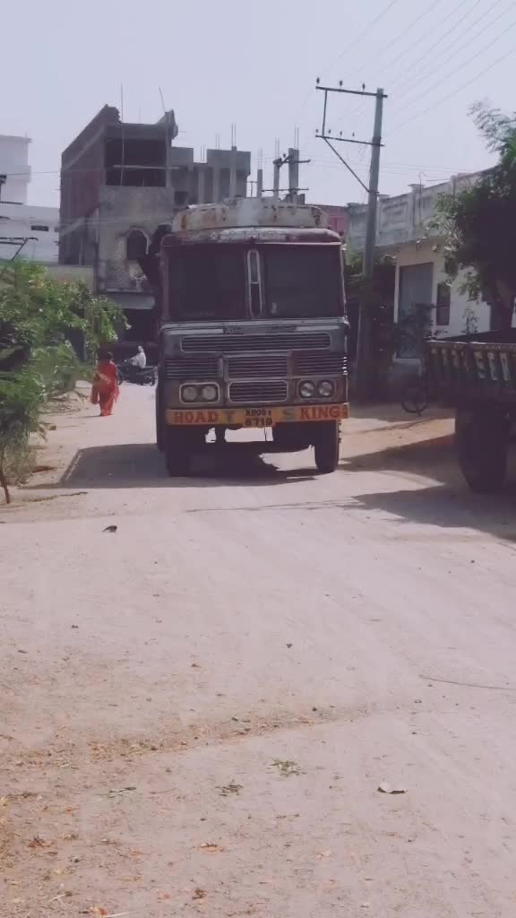 @Omprakash Çhïññâ