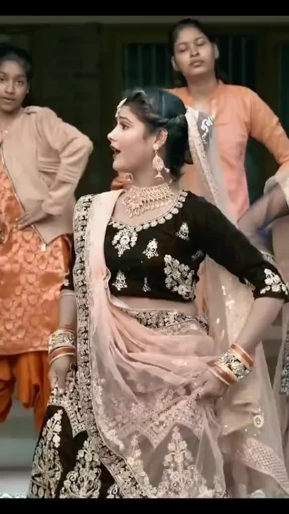 @vanshika15❤️❤️🌹