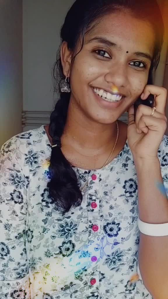 @👑 Keerthana&hearts;️💫