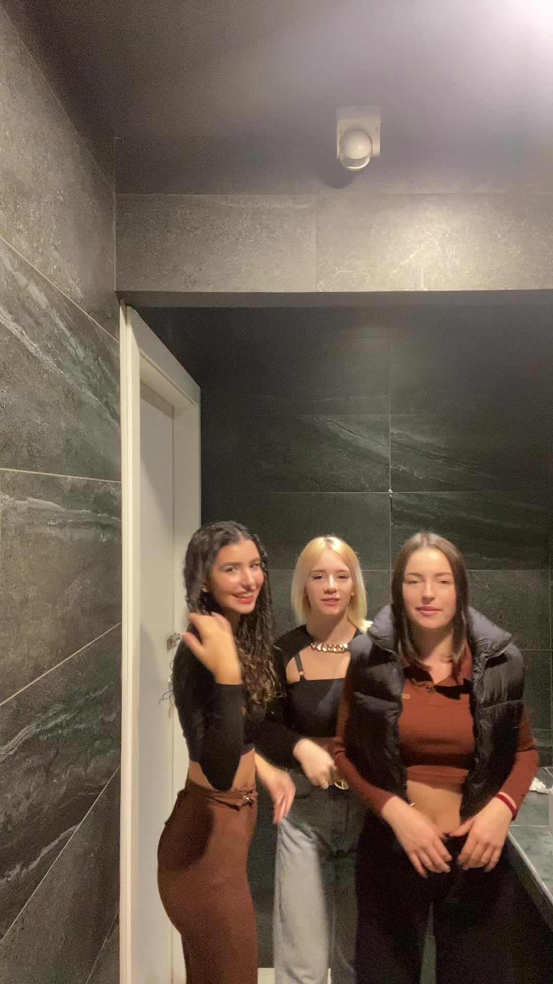 @previtina💘