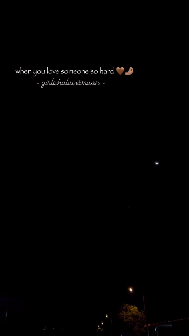 @girlwholovesmoon ⏾