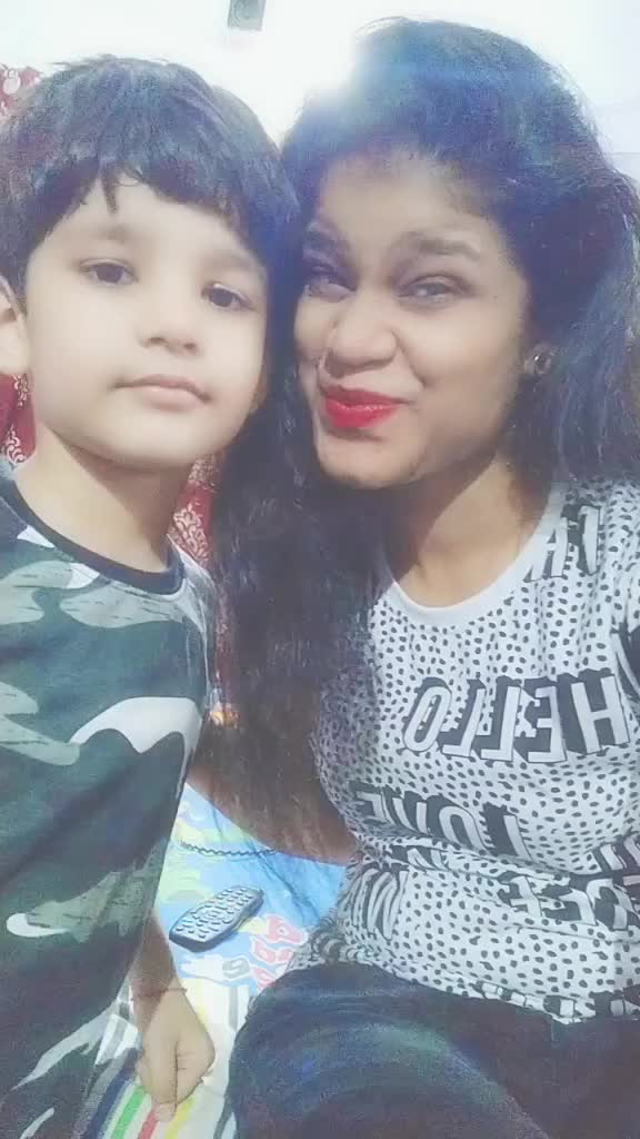 @RAshi...💃