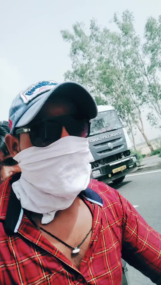 @radhesurliya8