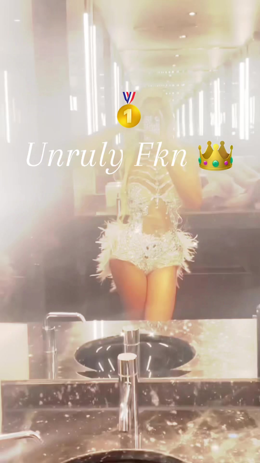 @C H 👑 N 🌹 L 🗝️