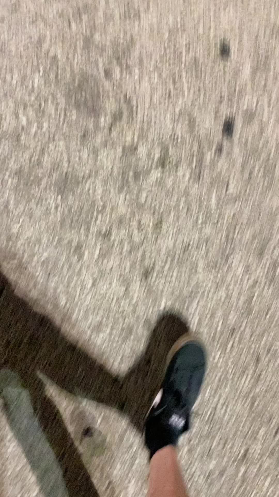 @T