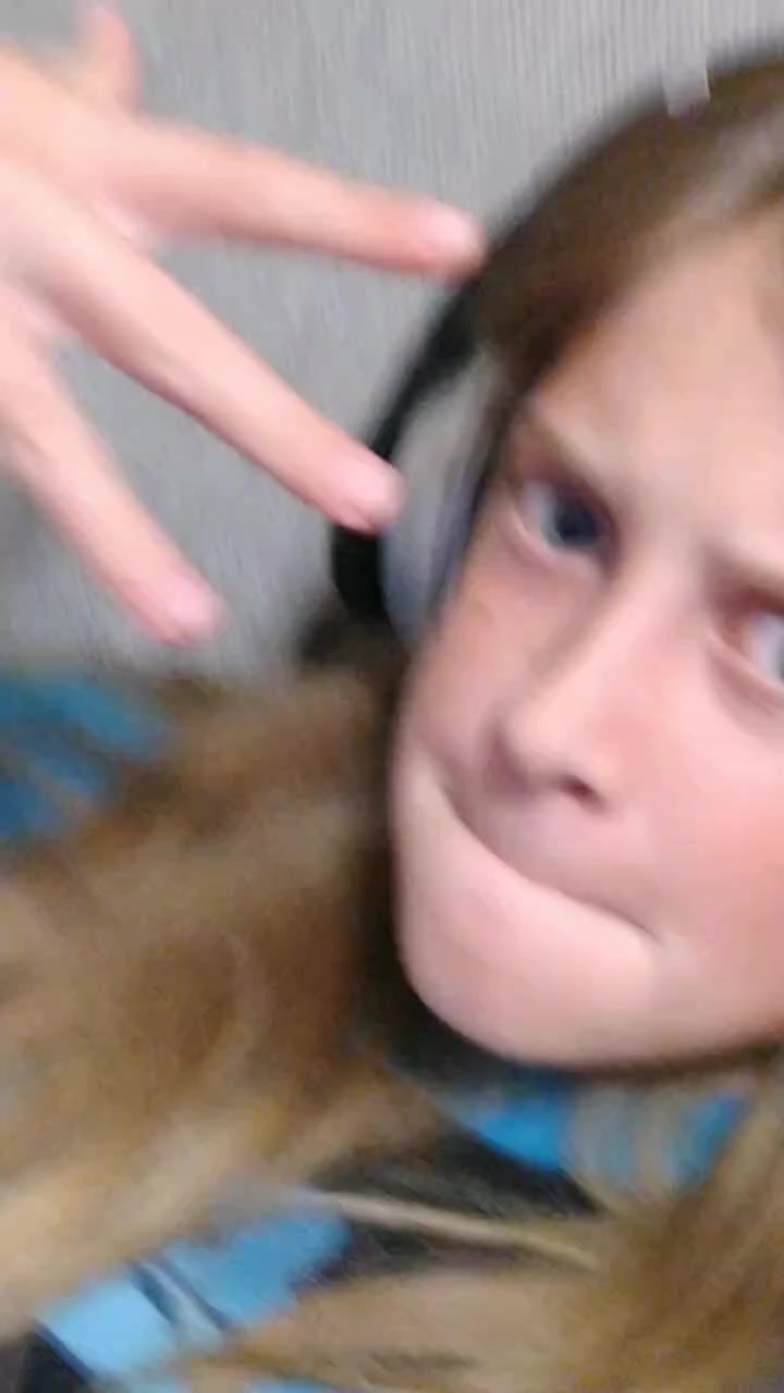 @Hola kidz