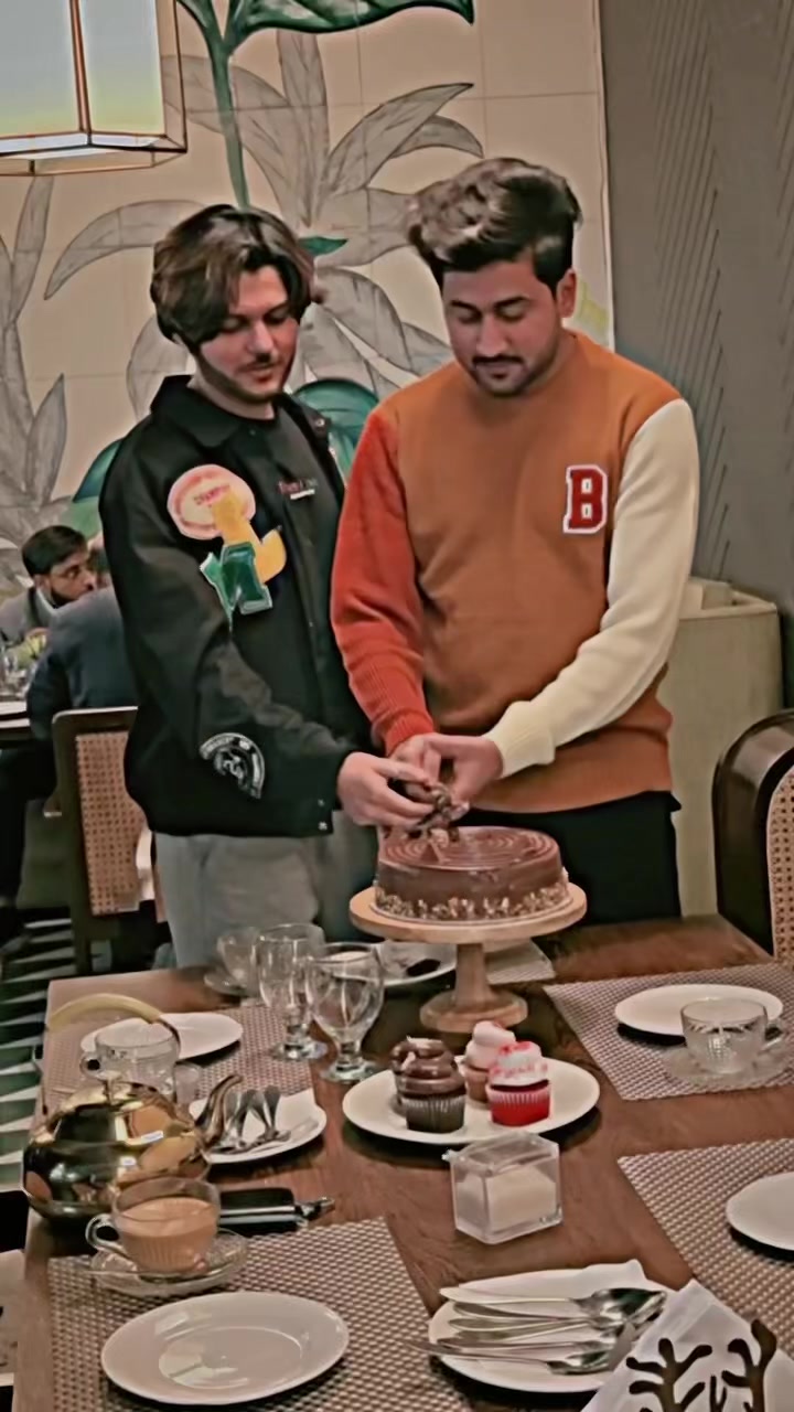 @꧁★𝗭𝗔𝗜𝗡★꧂