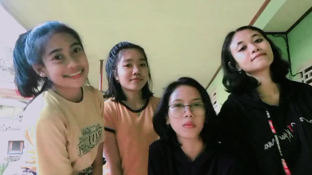 @Ni Komang Yunitri Le
