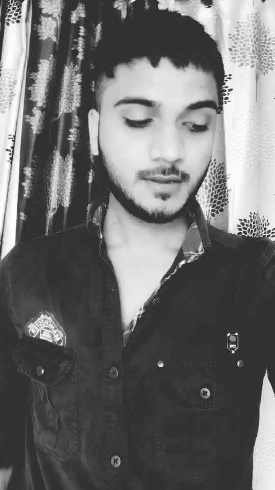 @Oye__nomii