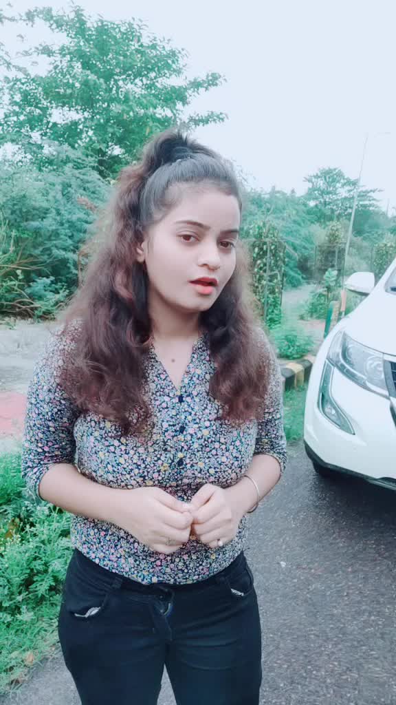 @♥️Shreya Tripathi♥️