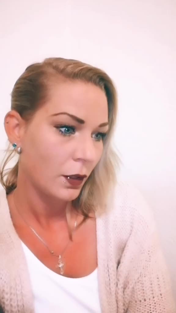 @Angiii