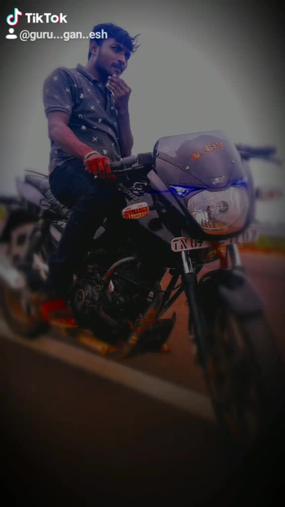 @நெல்லை 🏍️ பாலா
