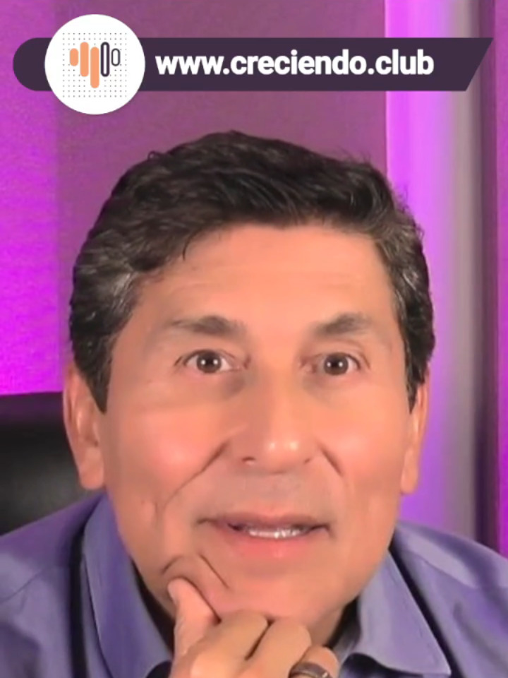 @César Lozano