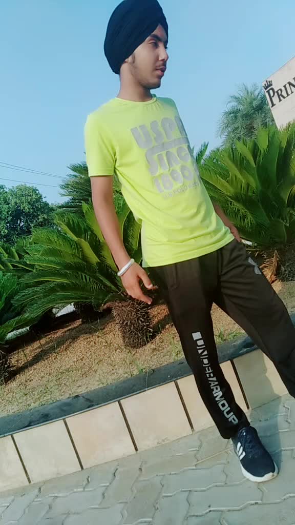 @E.k.a.m