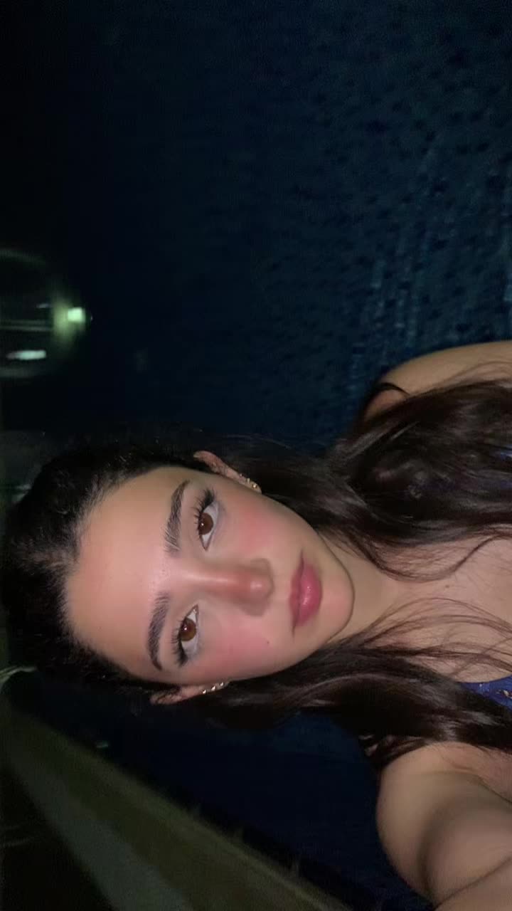 @clarayazbk