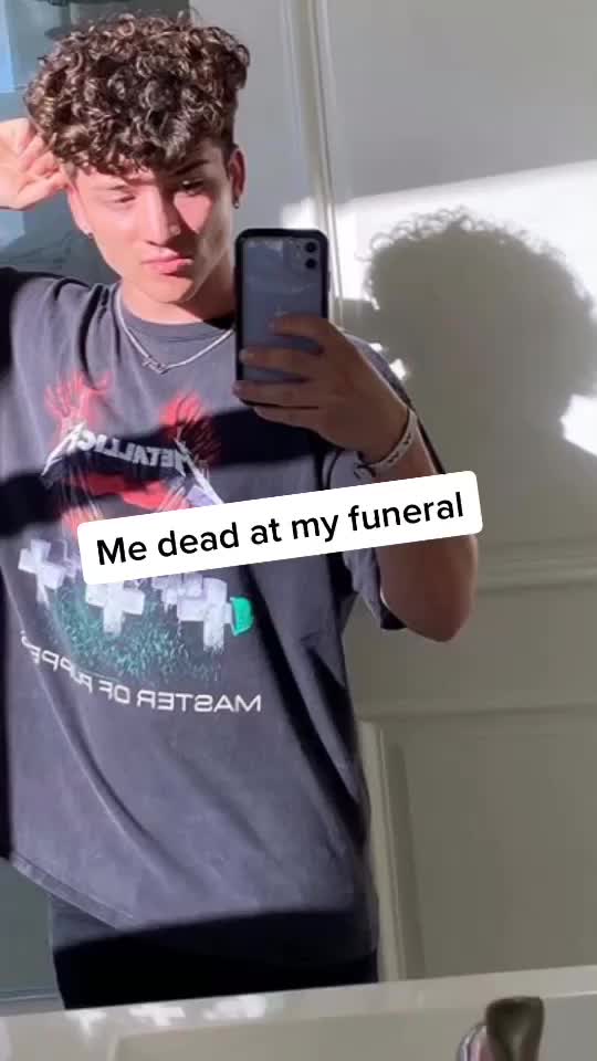 @Tony.Lopez.🥵❤️💛🐝