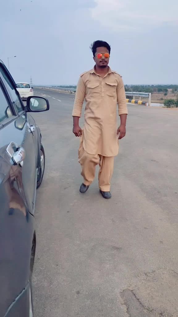 @Hussain904