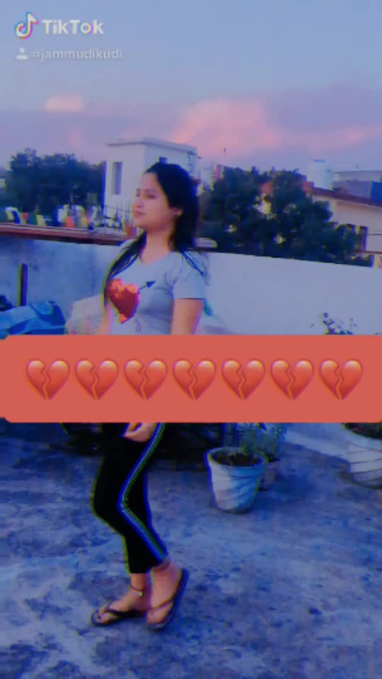@tANiya