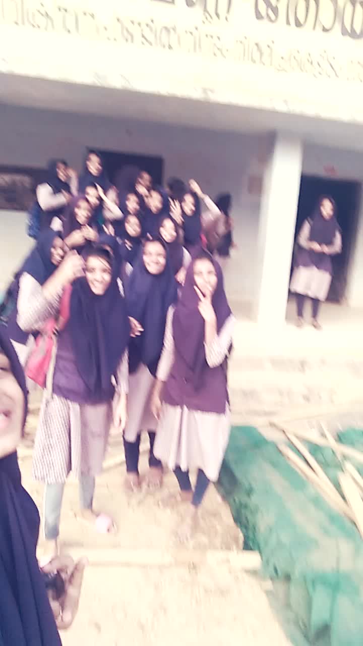 @nidha__sherin_