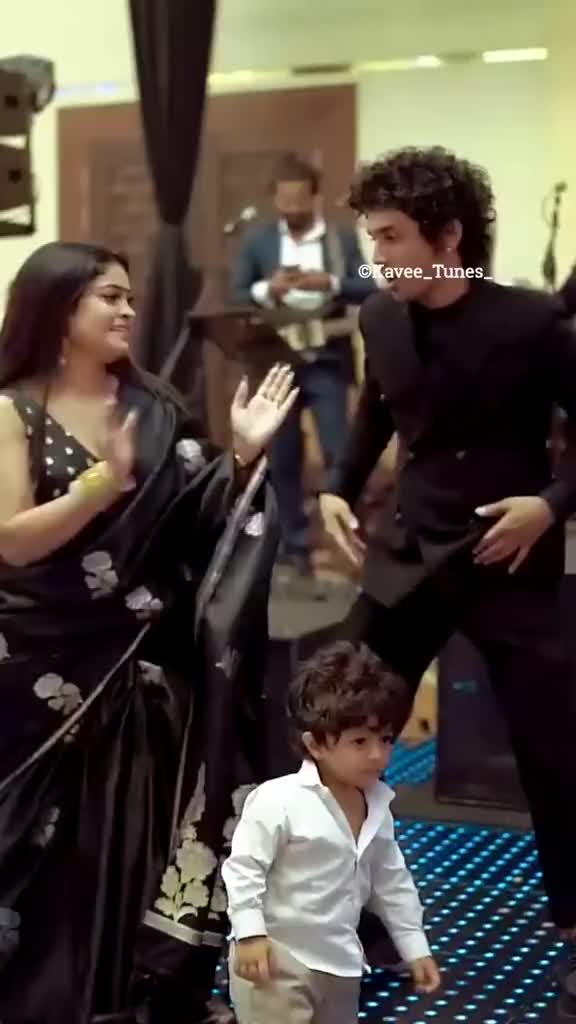 @𝗔𝗩𝗜 𝗢𝗙𝗙𝗜𝗖𝗜𝗔𝗟 😇