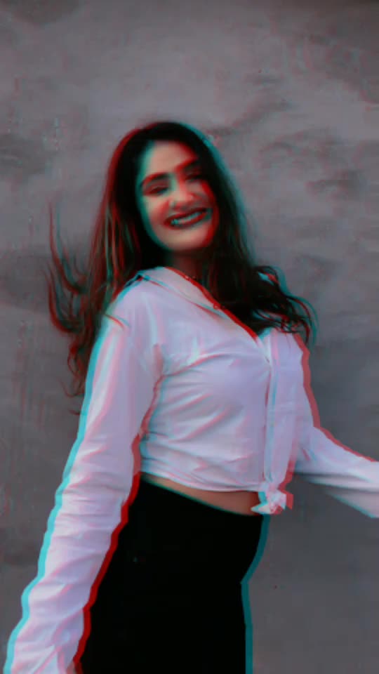 @S H I K H A 🦄