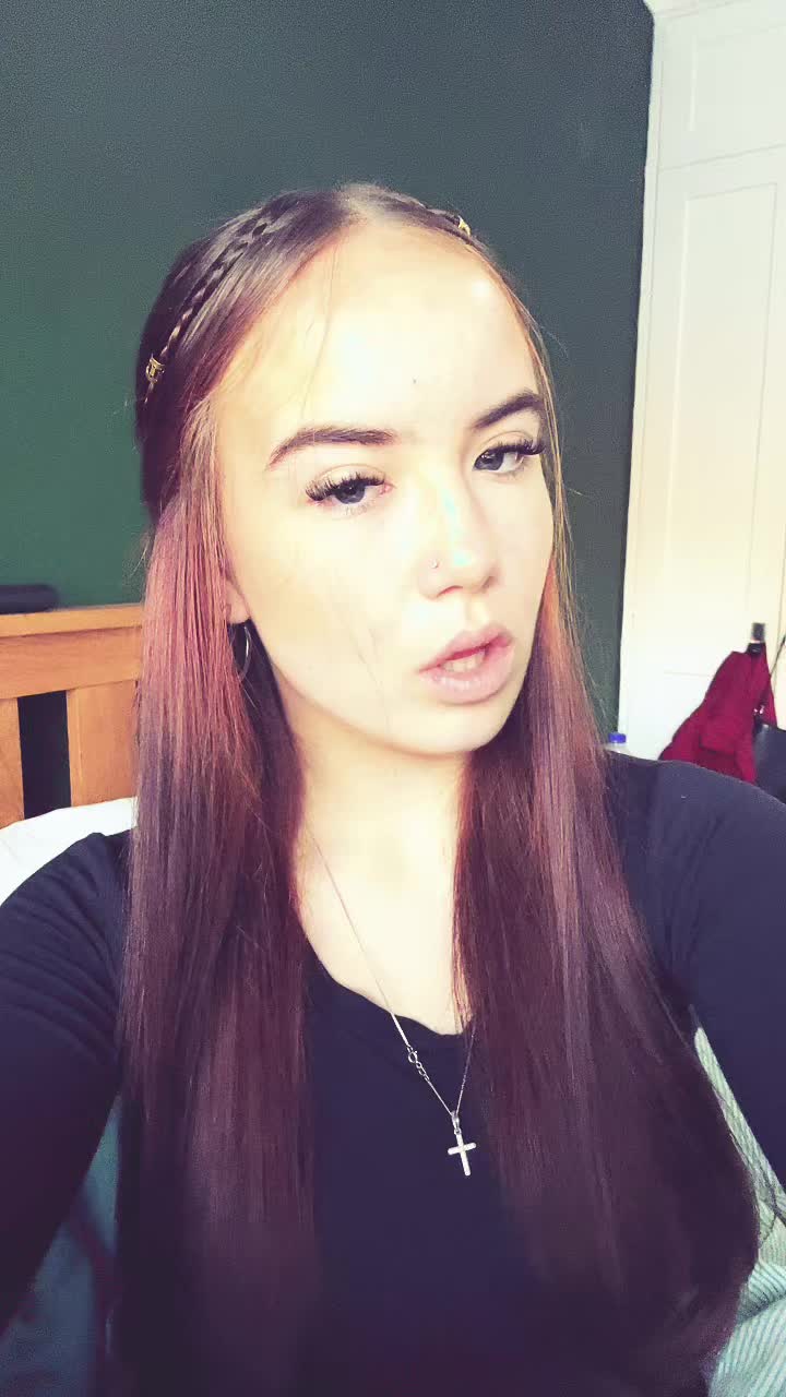 @isabelleburton18