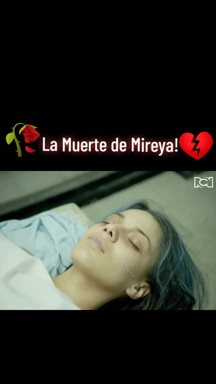 @bruja_escarlata