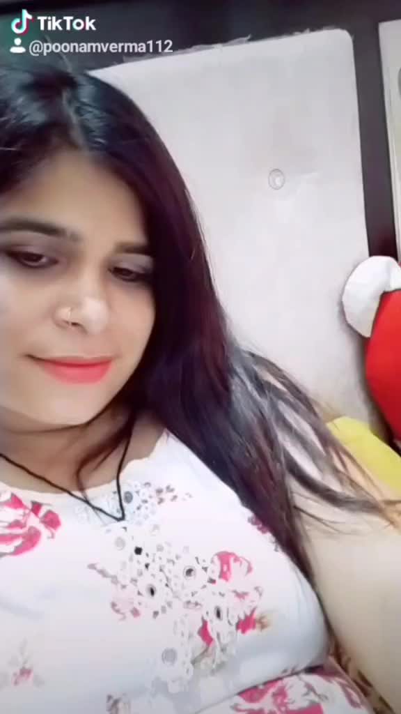 @👑poonam verma👑