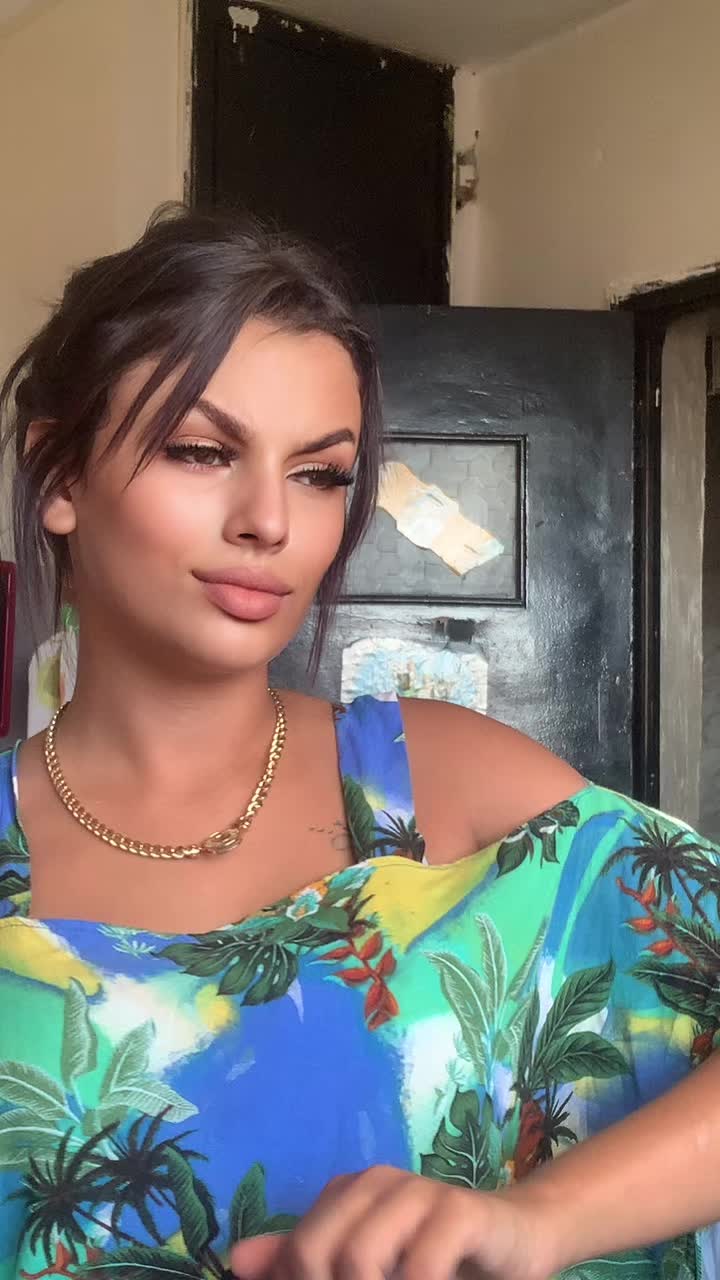 @selmaselma8146