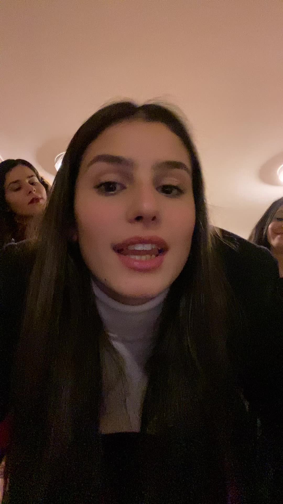 @mari
