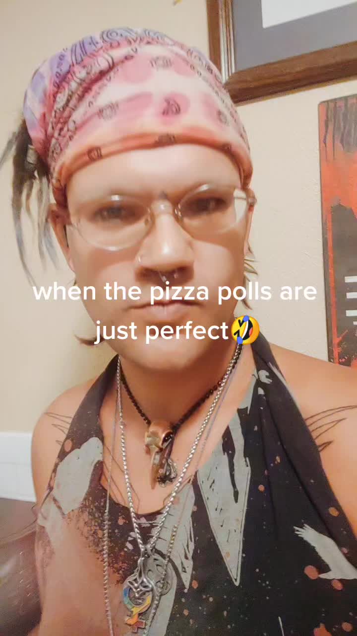 @Mara_Corvina