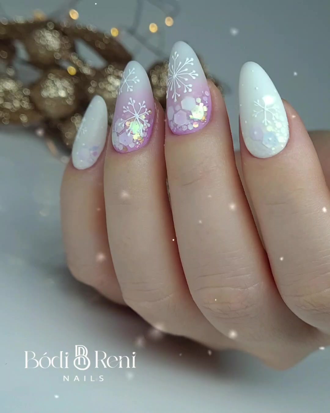 @B&oacute;di Reni Nails