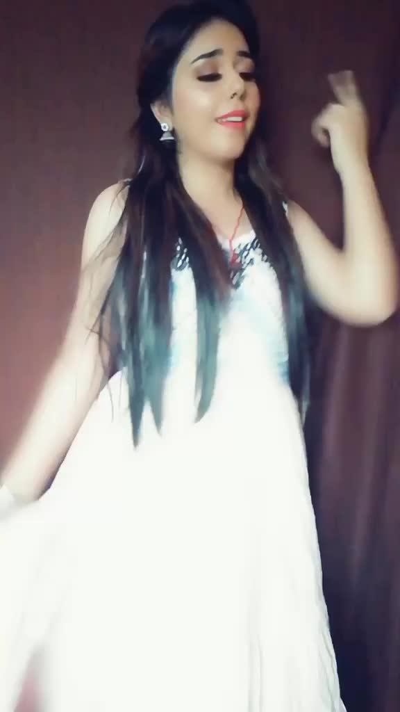 @Miss_nidhi _bhatt