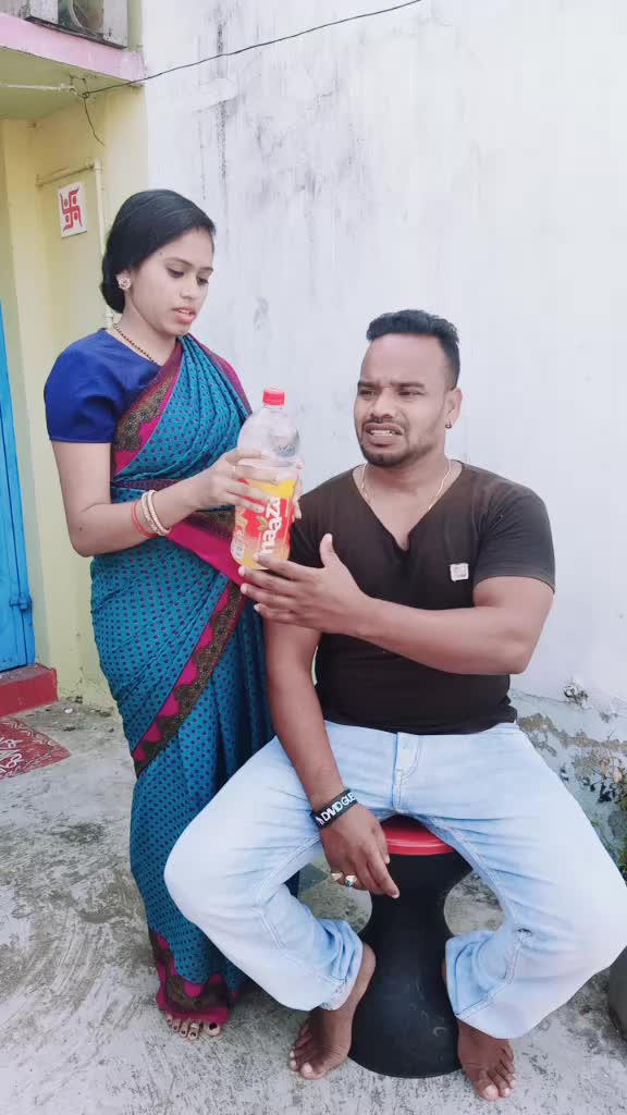 @🥰_Meenakshi_🥰