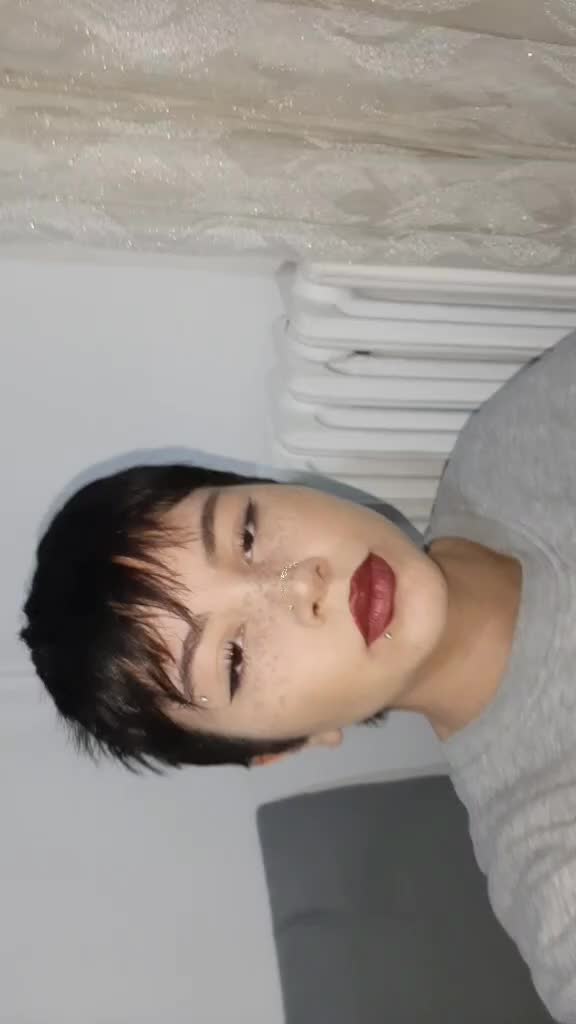 @🦊